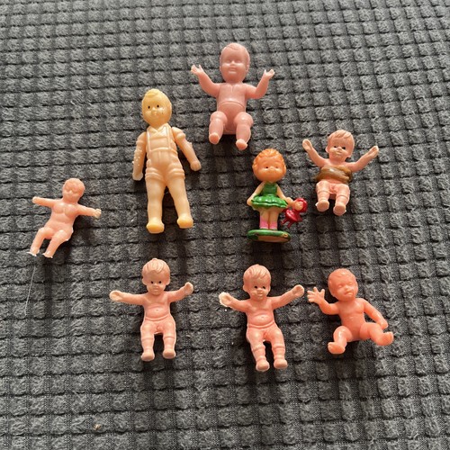 Vintage mini plastic - plastic, doll