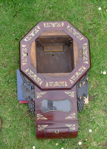 Antique octagonal bezel - antique,