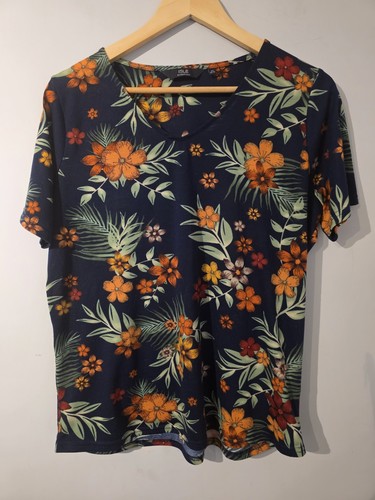 Isle essentials floral neck - essentials,
