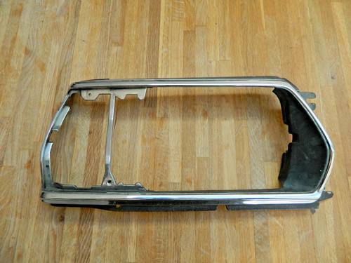 Right headlight trim bezel - trim,