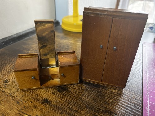 Vintage dolls house barton - dolls,