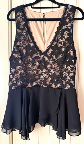 Lipsy london black floral lace - london,