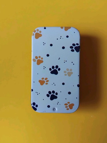Small rectangular metal tin - small,