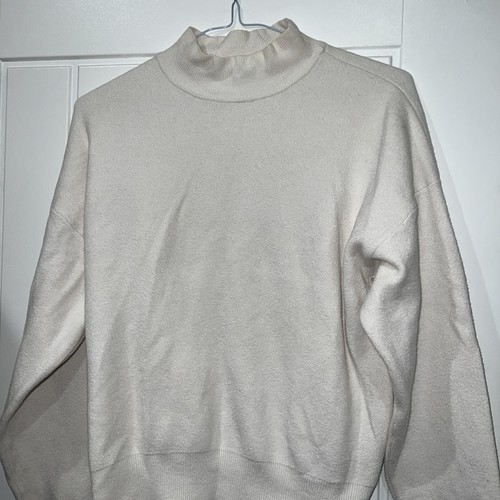 Turtleneck sweater primer size - turtleneck,