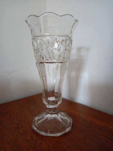 Lovely vintage pressed - lovely,