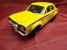 Scalextric C052 "Custom Paint" Ford Escort Mexico RS1600 yellow **FREE UK P&P**