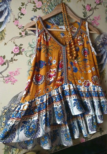 Vintage style mustard - , &