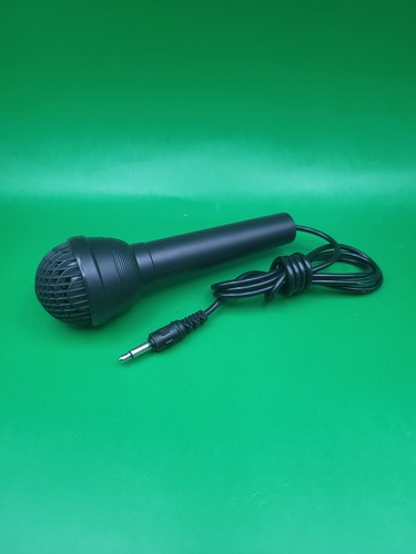 Wired handheld microphone - handheld,