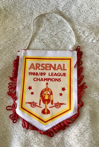 Arsenal mini pennant 1988/89