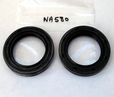 Pair of front hub oil seals