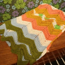 Retro Zig Zag Bright Stripy Colours Knitted Blanket Throw