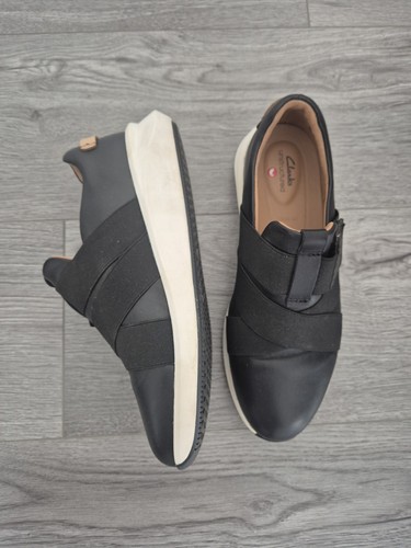 Clarks black leather - black, slip