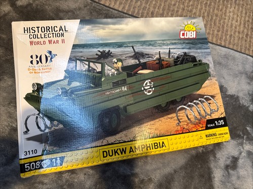 Cobi dukw amphibia - cobi, truck