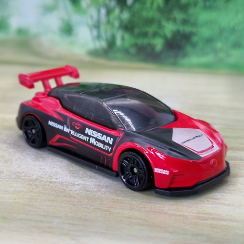 Hot wheels nissan leaf - hot,