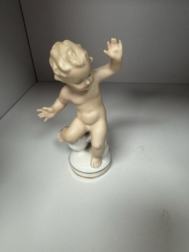 Porcelain figurine germany - porcelain,