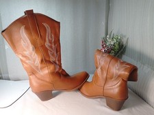 Saillakers Stylish Women's Leather Embroidered Cowboy Boots, Leather Modern, 39