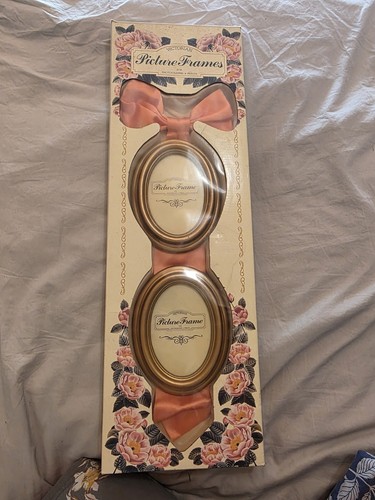 Vtg victorian picture frames - vtg,