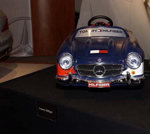 Tommy hilfiger custom - hilfiger's,