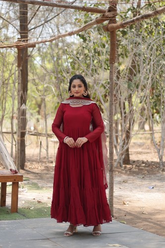 Pakistani dress salwar - salwar, kameez