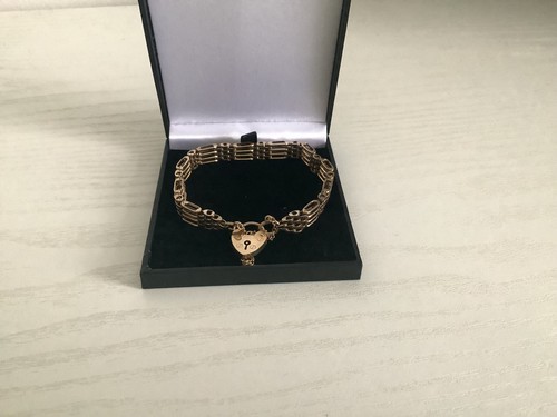 Outstanding vintage 9ct - outstanding,