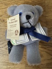 Herman Spielwaren Annual Pin Bear 2001 Limited Edition