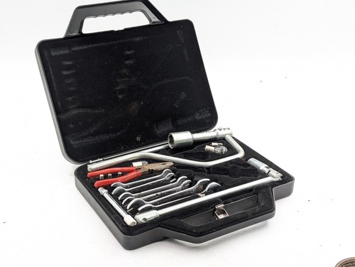 Vintage jaguar xjs boot tool - vintage,
