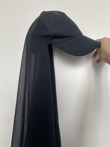 Black cap with - cap, veil