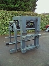 Heavy Duty Rotating Brick Clamp for Forklift Trucks
