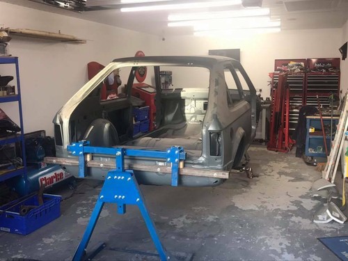 Car body rollover - , jig