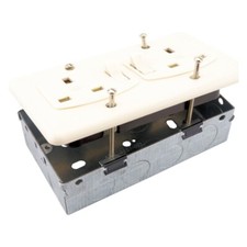 Vintage MK 4 Hole Socket or