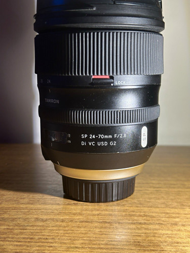 Tamron 70mm 8 - 24-70mm, di