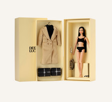 Defa Lucy Icon series 1 Model