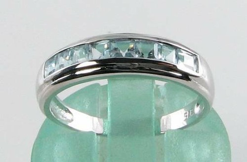 9ct white gold aquamarine - 9ct,