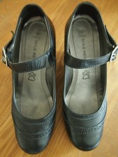 Next Sole Reviver Shoes Size 5