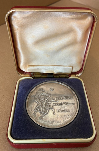 Portsmouth players medal - f.c.,