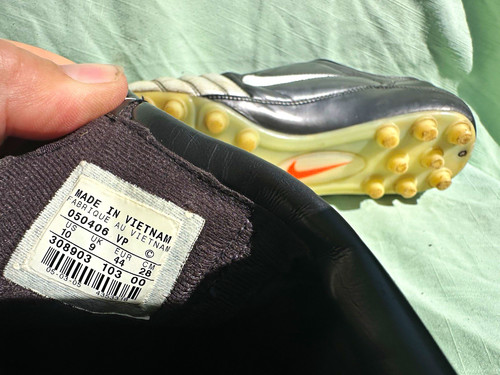Nike total football boots - nike, 90