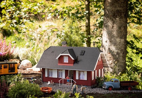 Pola holiday home kit - iii, g