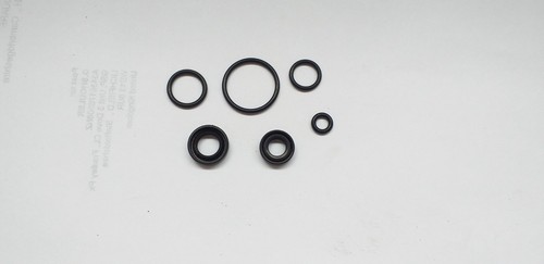 Suzuki t500 gt500 oil pump - suzuki,