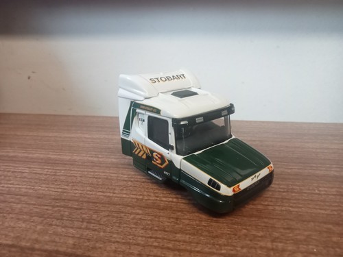 Corgi modern truck - corgi,
