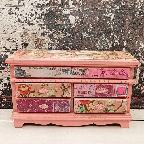 12th scale dolls house - 12th,