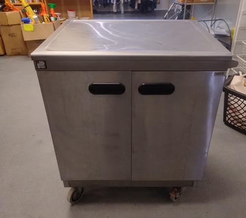 Parry hot cupboard - cupboard, plate