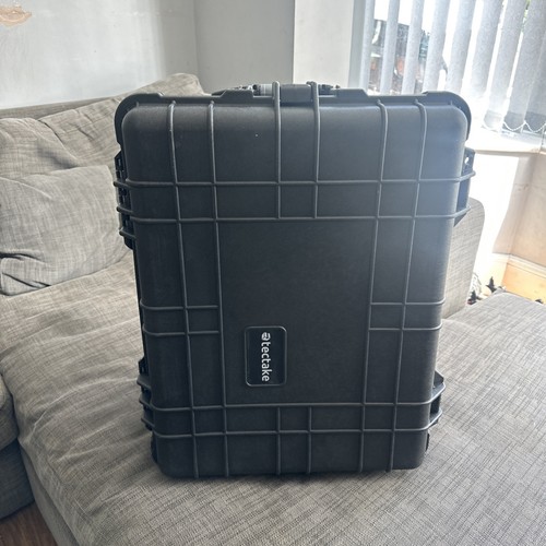 Hard shell case - hard,