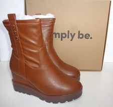 Ladies EXTRA WIDE Fit Boots