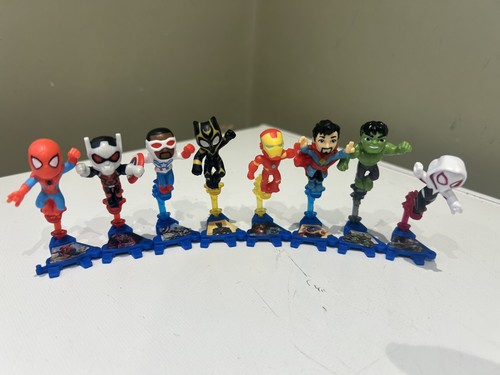 Kinder surprise egg marvel - surprise,
