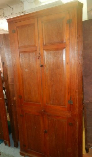 Early primitive corner - early,