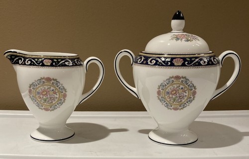 Wedgwood runnymede sugar bowl - sugar,