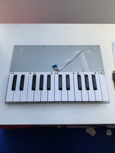 Korg microbrute keyboard - korg,