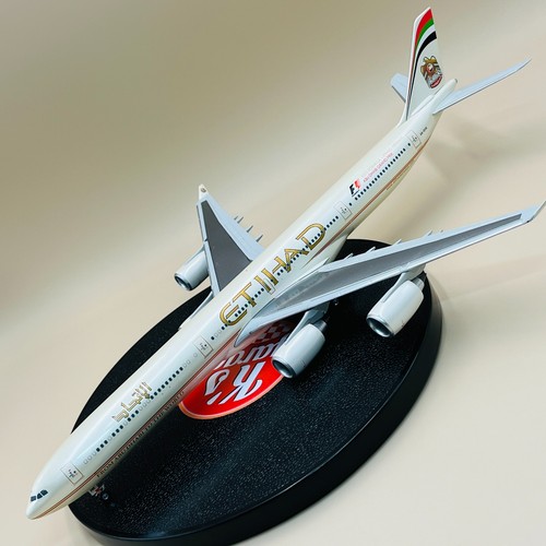 Herpa 200 etihad airways - 1/200,