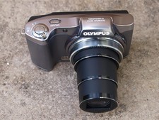 Olympus SZ-14 14mp 24x Zoom Compact Digital Camera with Charger.