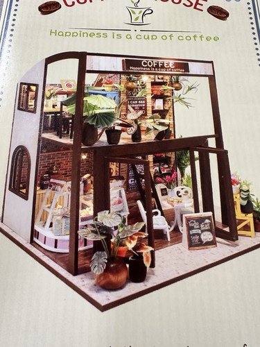 Coffee house two story dolls - two,
